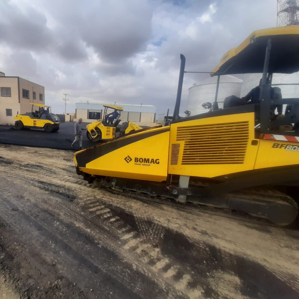 مقاول اسفلت الساحل الغربي