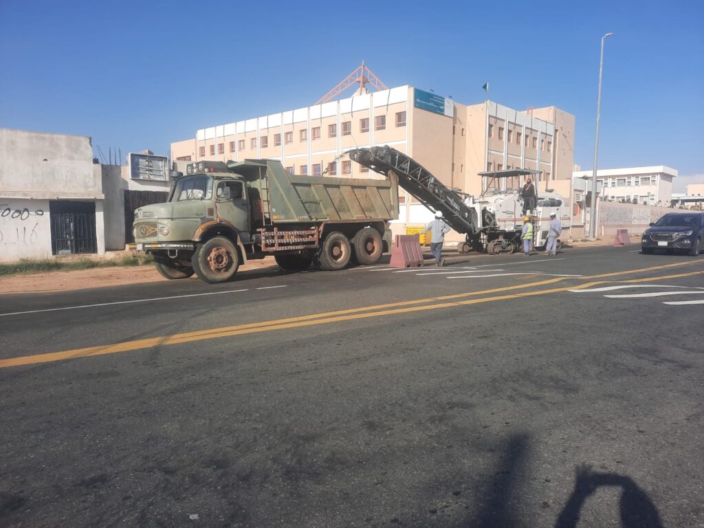 مقاول قشط اسفلت الأمواه